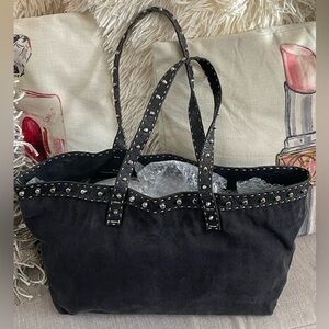 FENDI SELLERIA STUDDED TOTE BAG⭐️💯AuThEnTiC